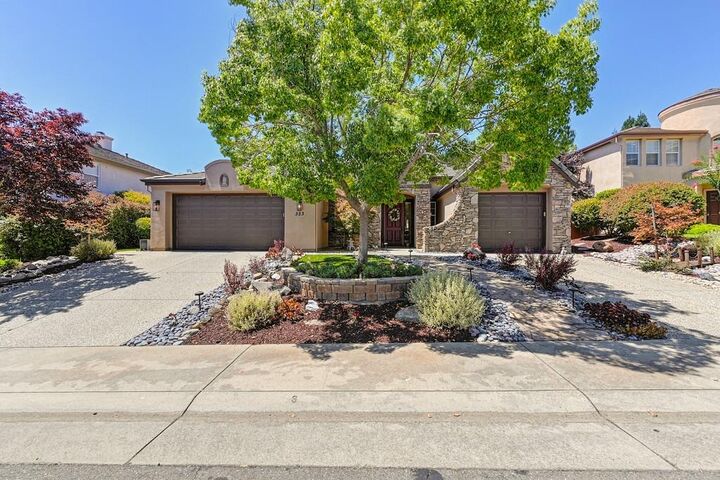 323 Sprig Circle  Folsom CA 95630 photo