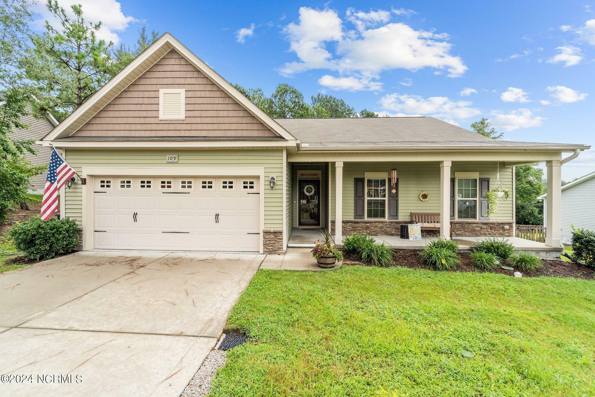 Property Photo: 109 Star Court NC 28315