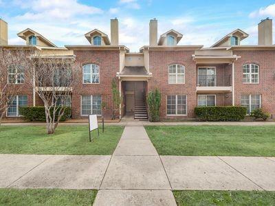 Property Photo:  3421 McFarlin Boulevard 13  TX 75205 