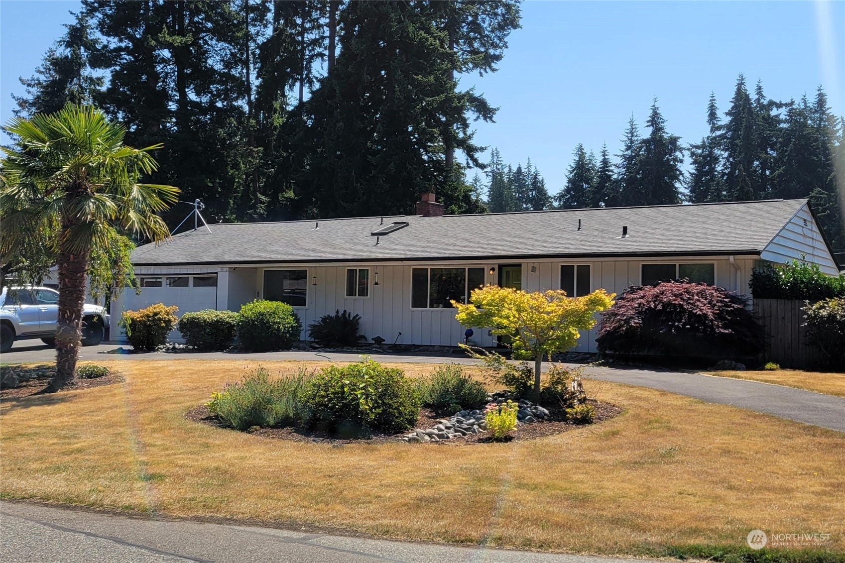 Property Photo:  10212 240th Place SW  WA 98020 