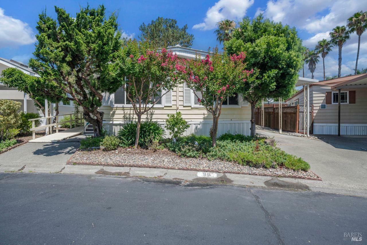 Property Photo:  99 Drake Mews  CA 95476 