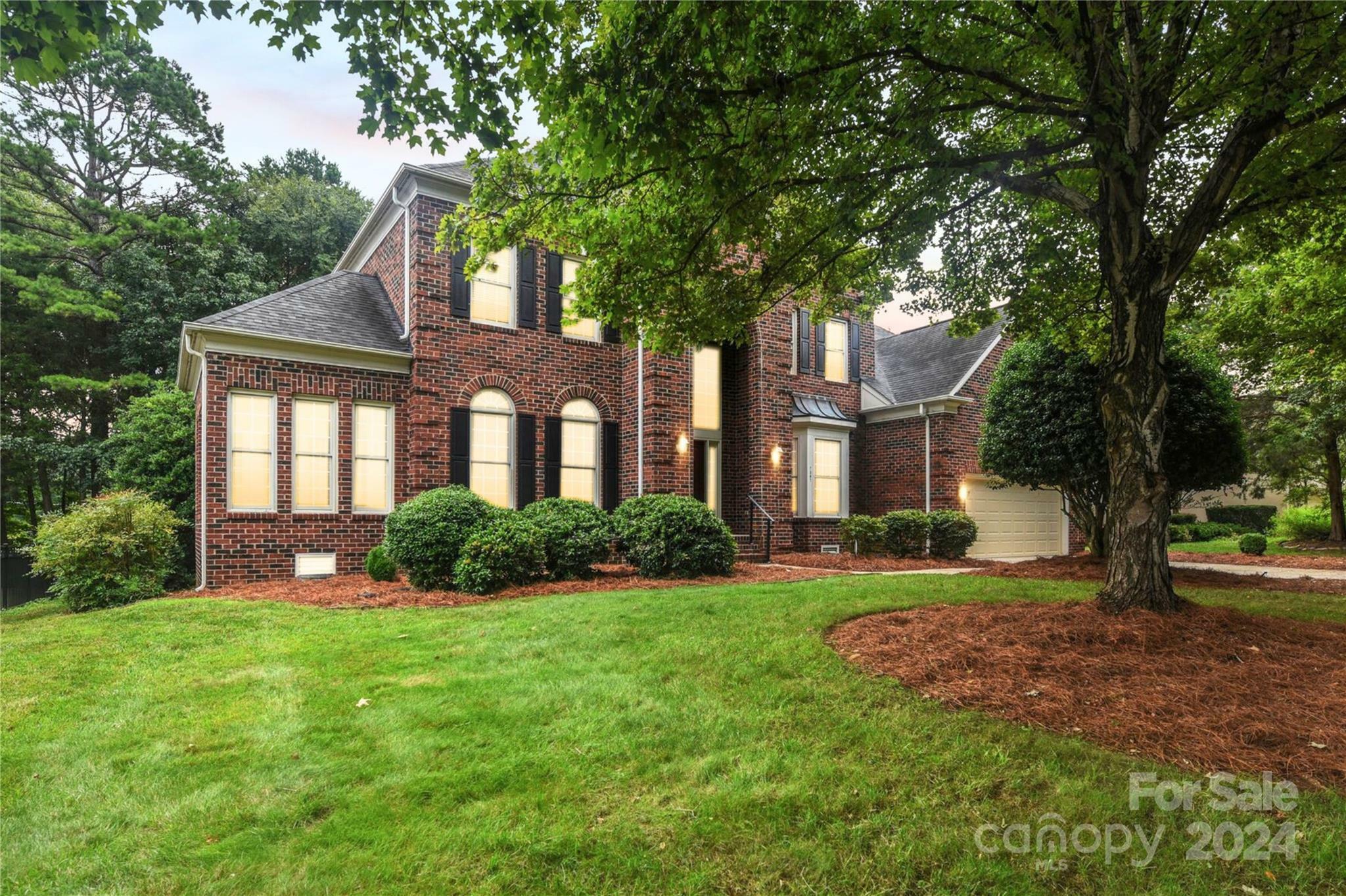 Property Photo:  7307 Versailles Lane  NC 28277 