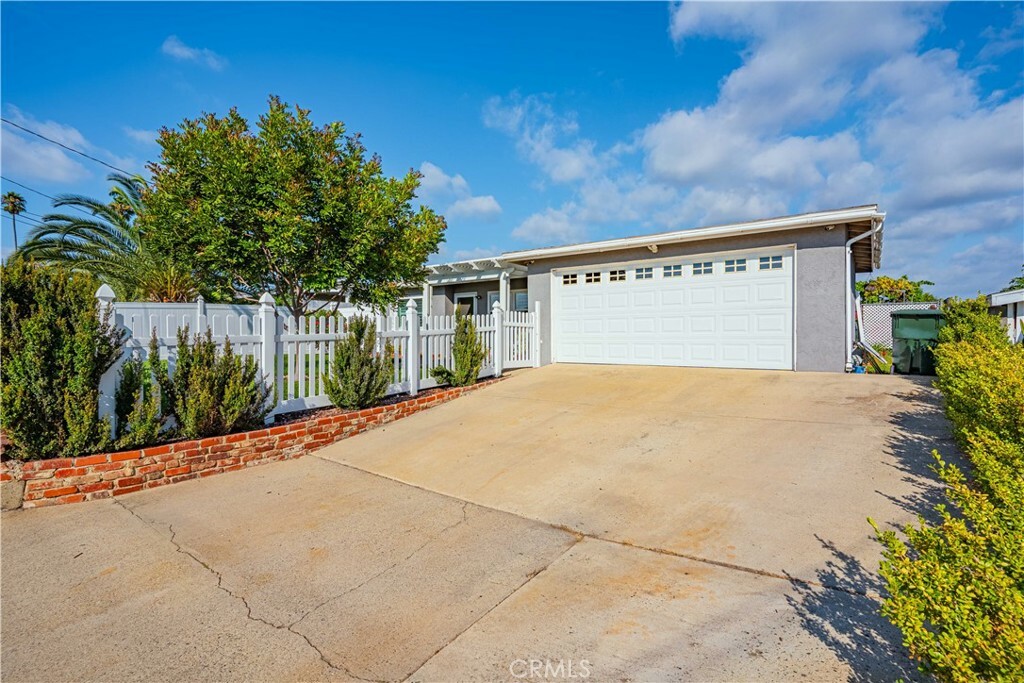 Property Photo:  1345 Waxwing Drive  CA 92083 