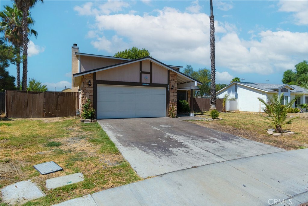 Property Photo:  370 Westminister Drive  CA 92583 