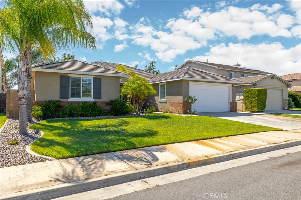 Property Photo:  27165 Stowaway Drive  CA 92585 