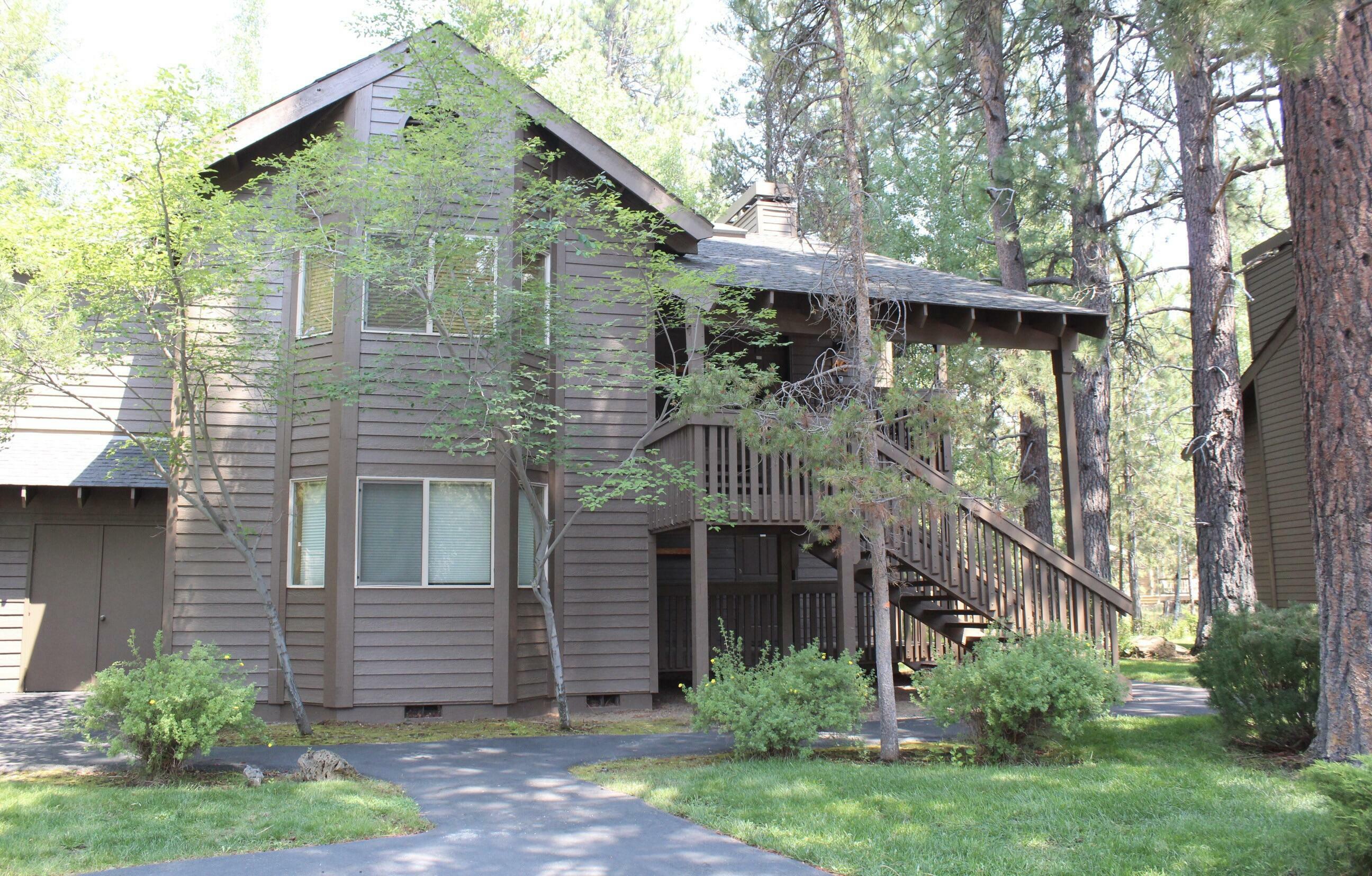 Property Photo:  57393 Beaver Ridge Loop 39A2  OR 97707 