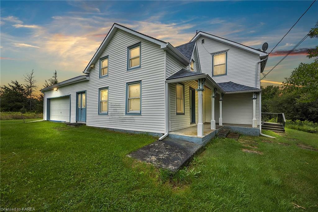 Property Photo:  38 Fitchett Road  ON K7R 3K8 