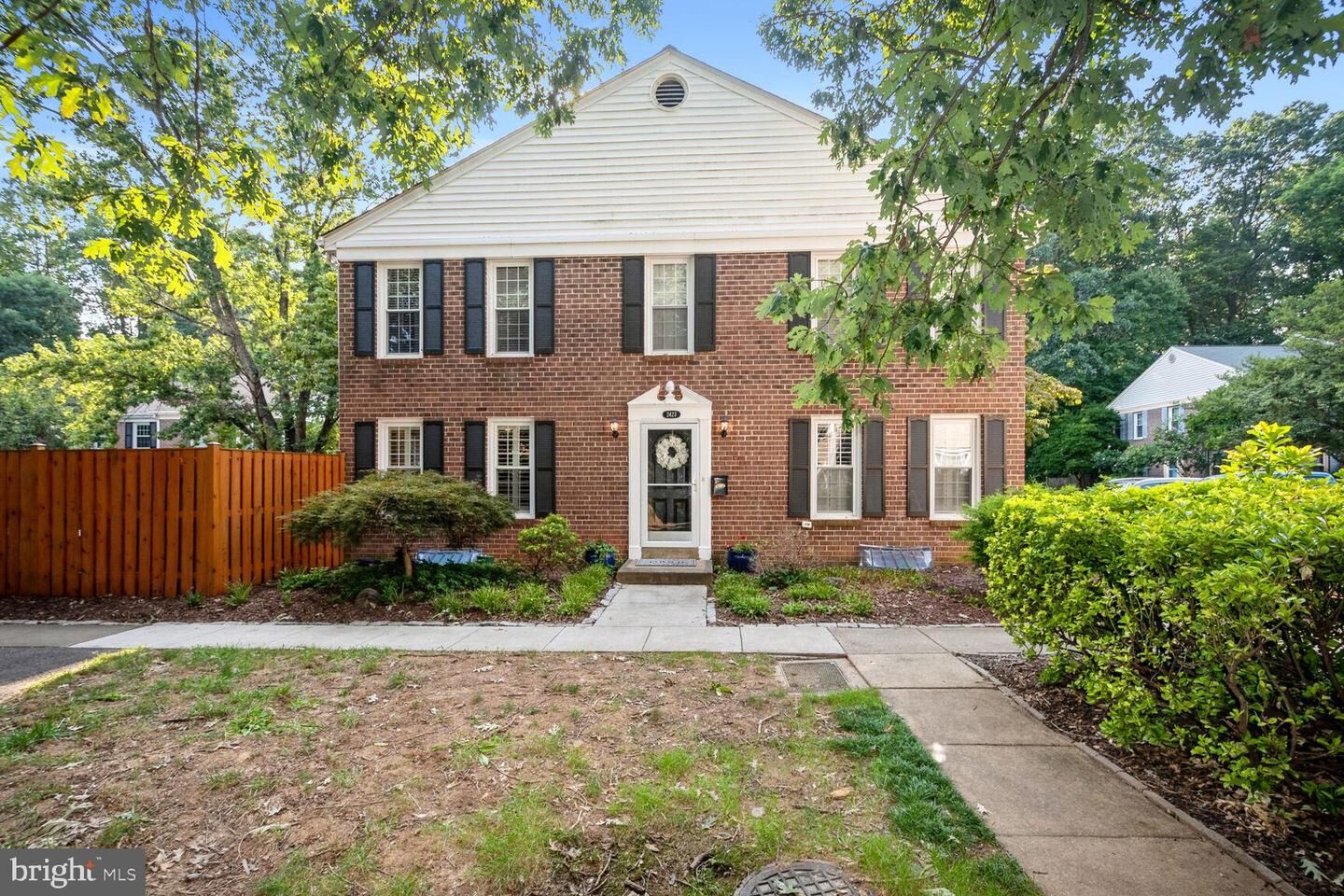 Property Photo:  2423 Ansdel Court  VA 20191 