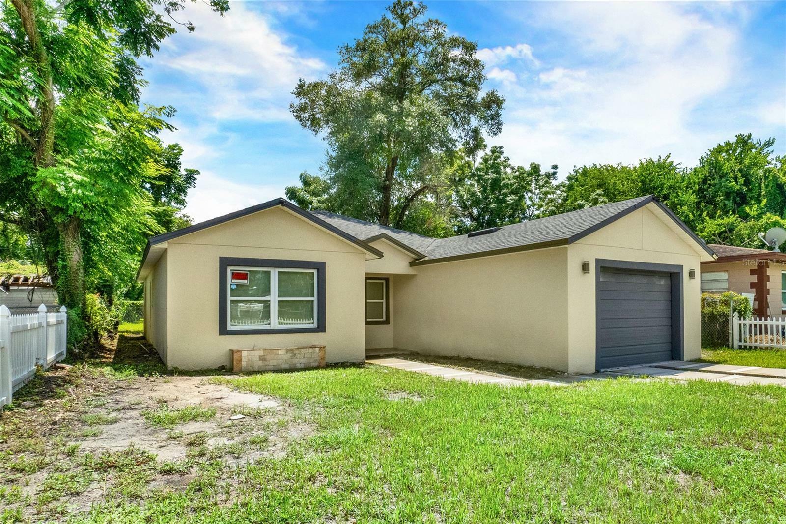 Property Photo:  1424 18th Street  FL 32805 