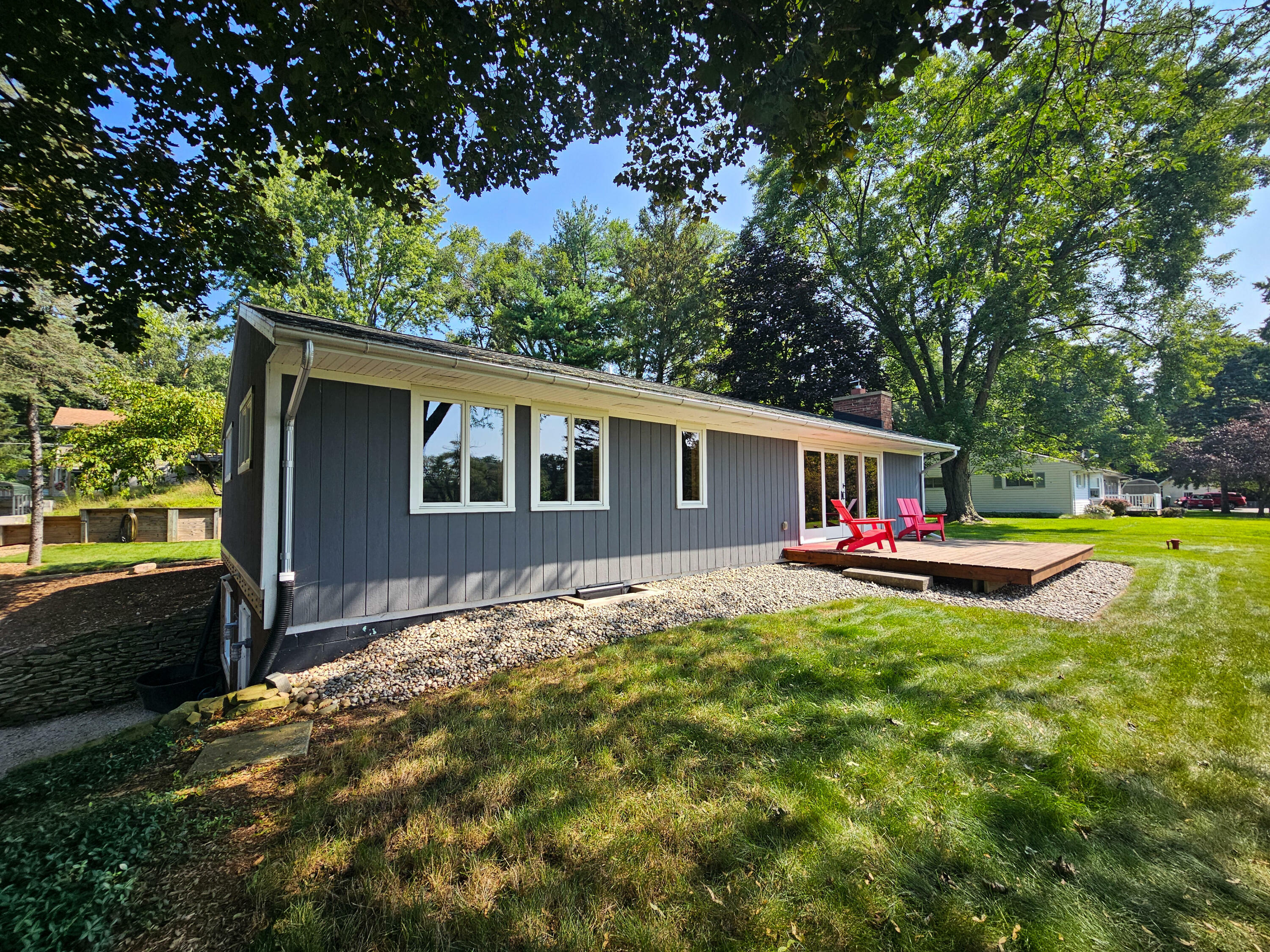 Property Photo:  2052 Jack Drive  MI 49242 