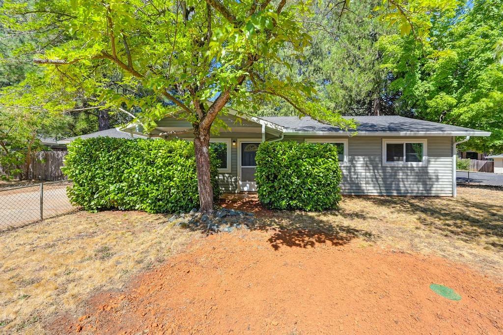 Property Photo:  549 Packard Drive  CA 95945 