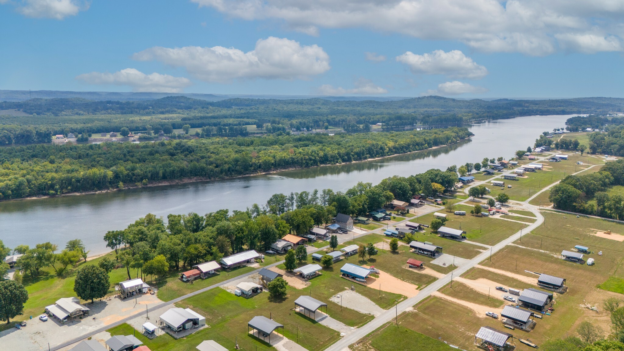 Property Photo: 1020 Wc Pickett Rd TN 38425