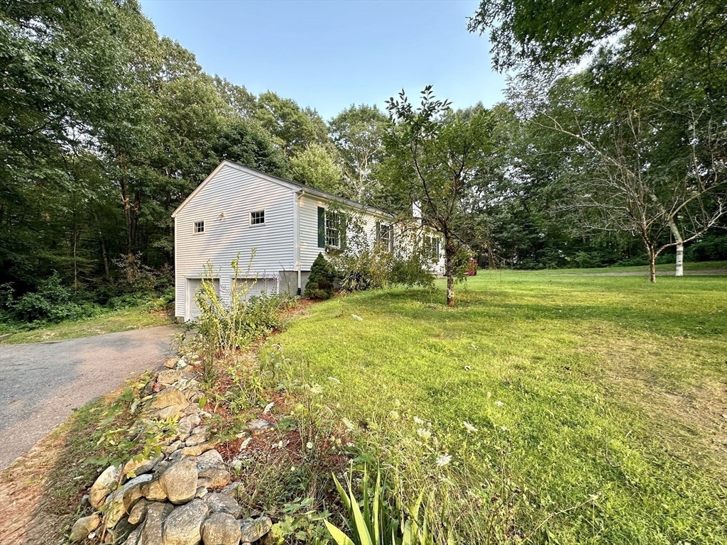 Property Photo:  17 Churchill Rd  MA 01516 