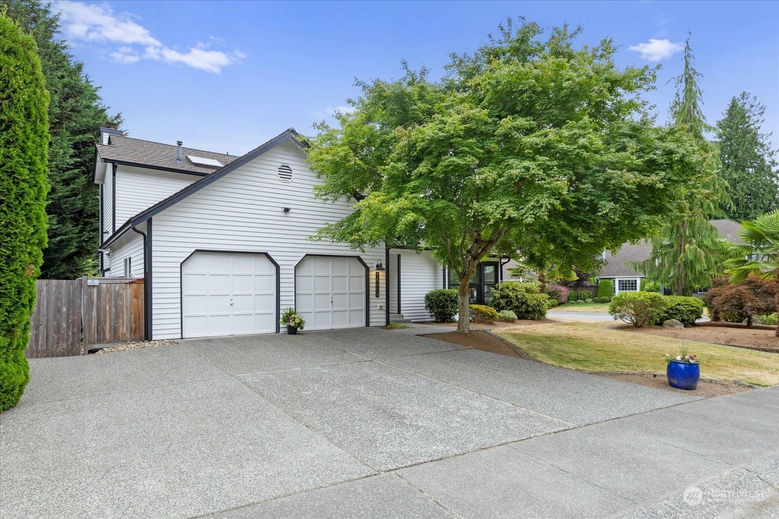 Property Photo:  16009 26th Drive SE  WA 98012 