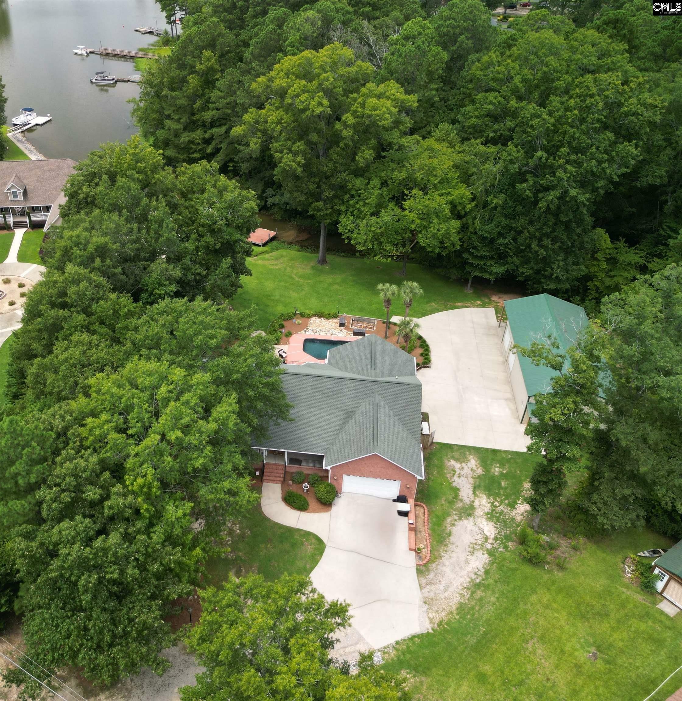Property Photo: 112 Lakeside SC 29036
