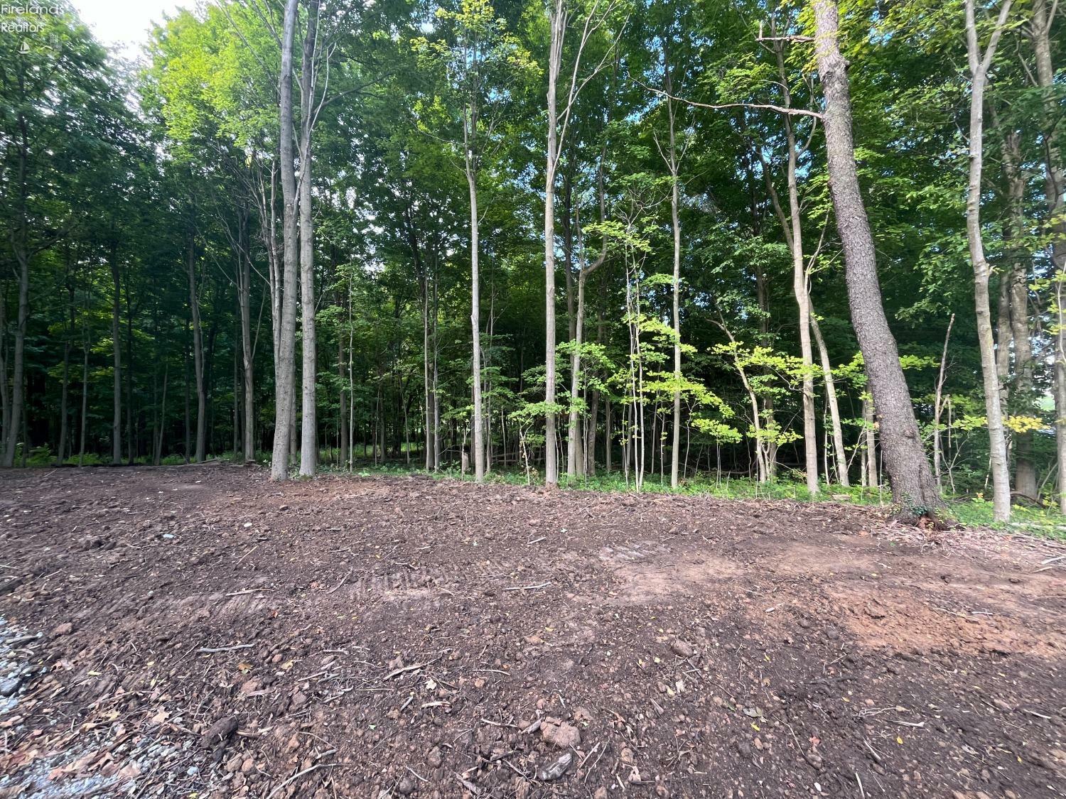 Property Photo:  1 E County Road 16  OH 44883 