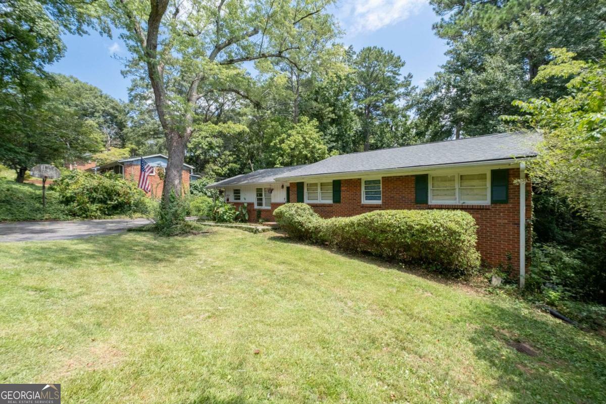 Property Photo:  6835 Sunny Brook Lane  GA 30328 