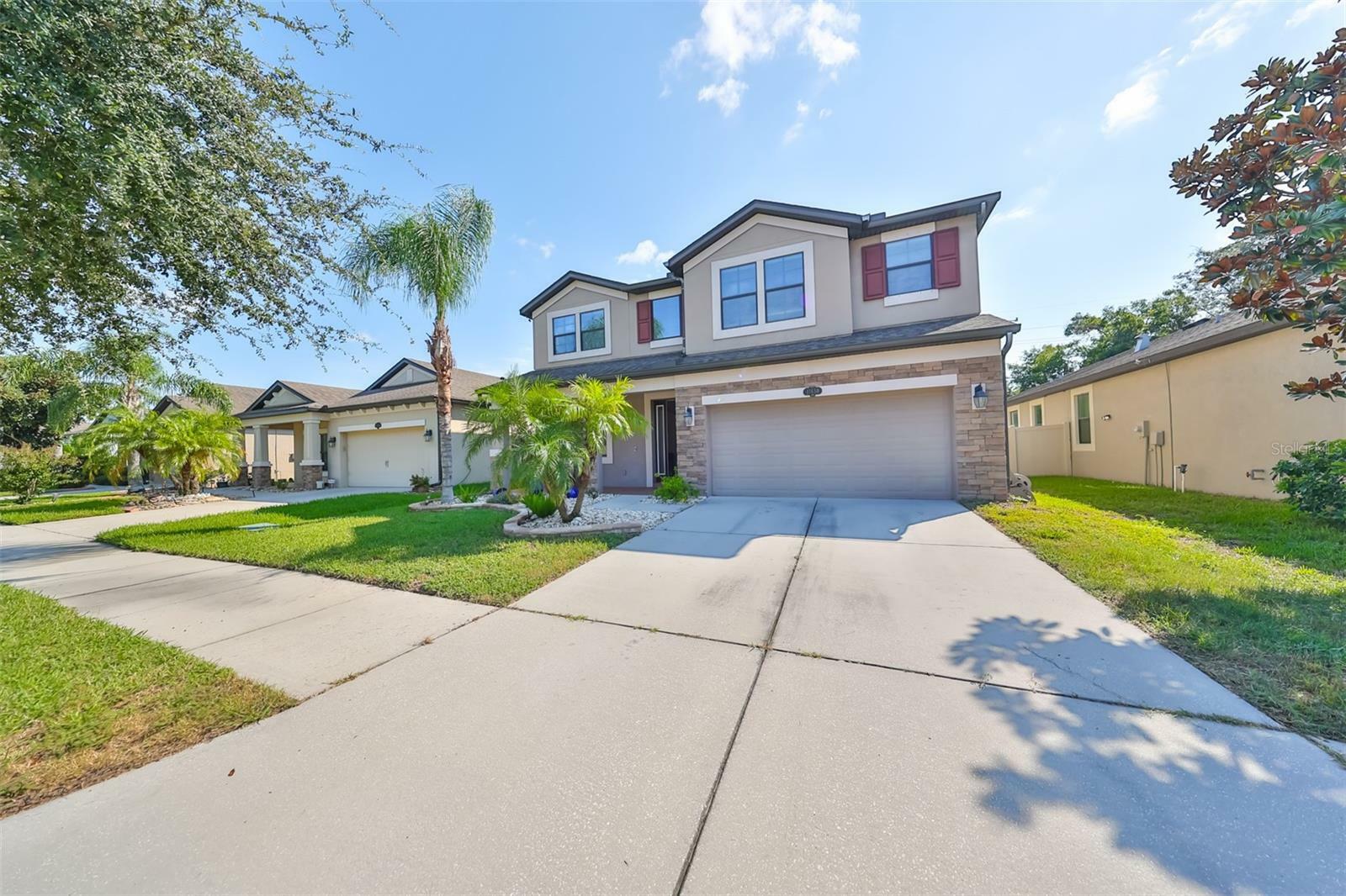 Property Photo:  11650 Palmetto Pine Street  FL 33569 