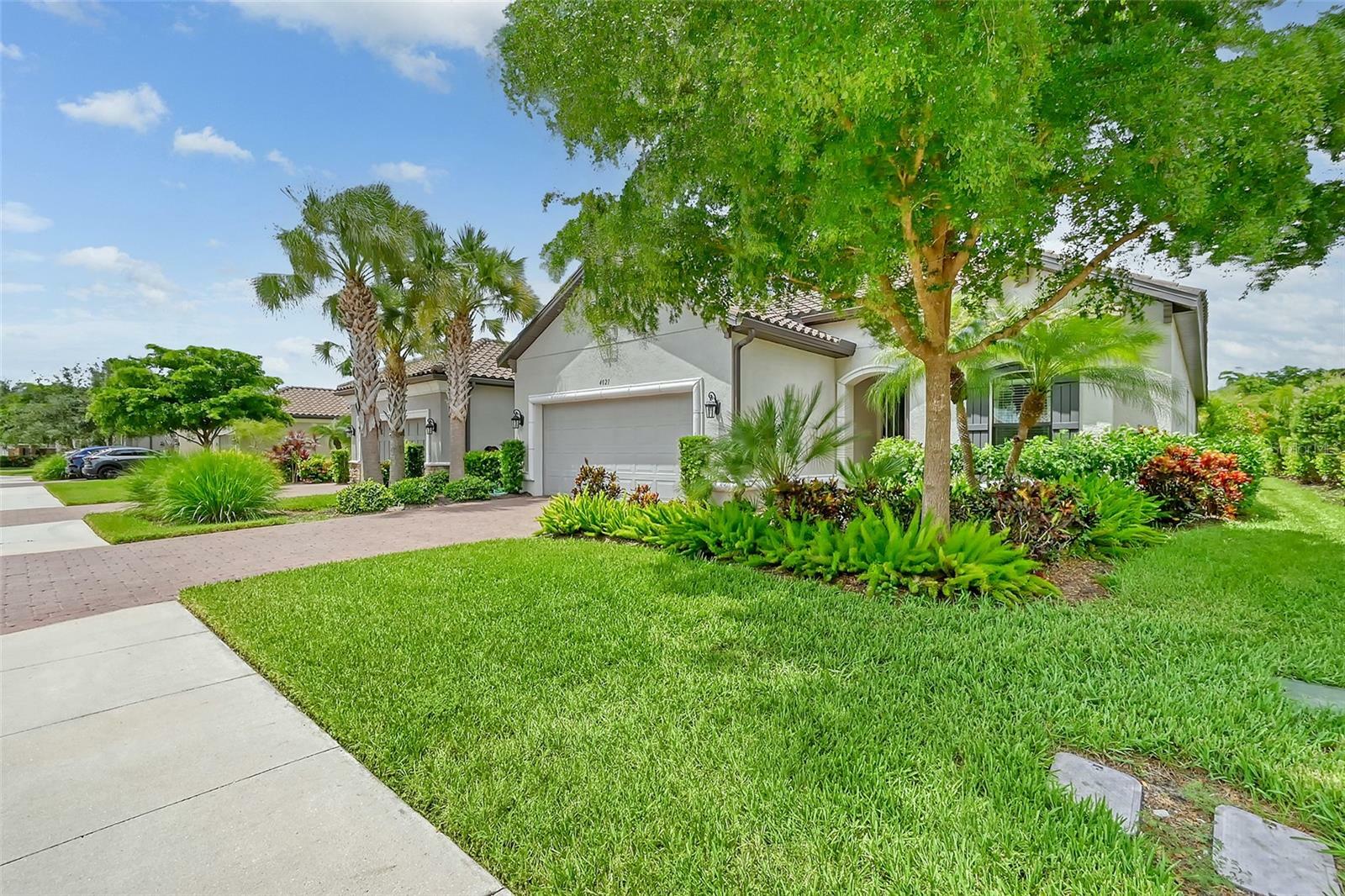 Property Photo:  4021 Cascina Way  FL 34238 