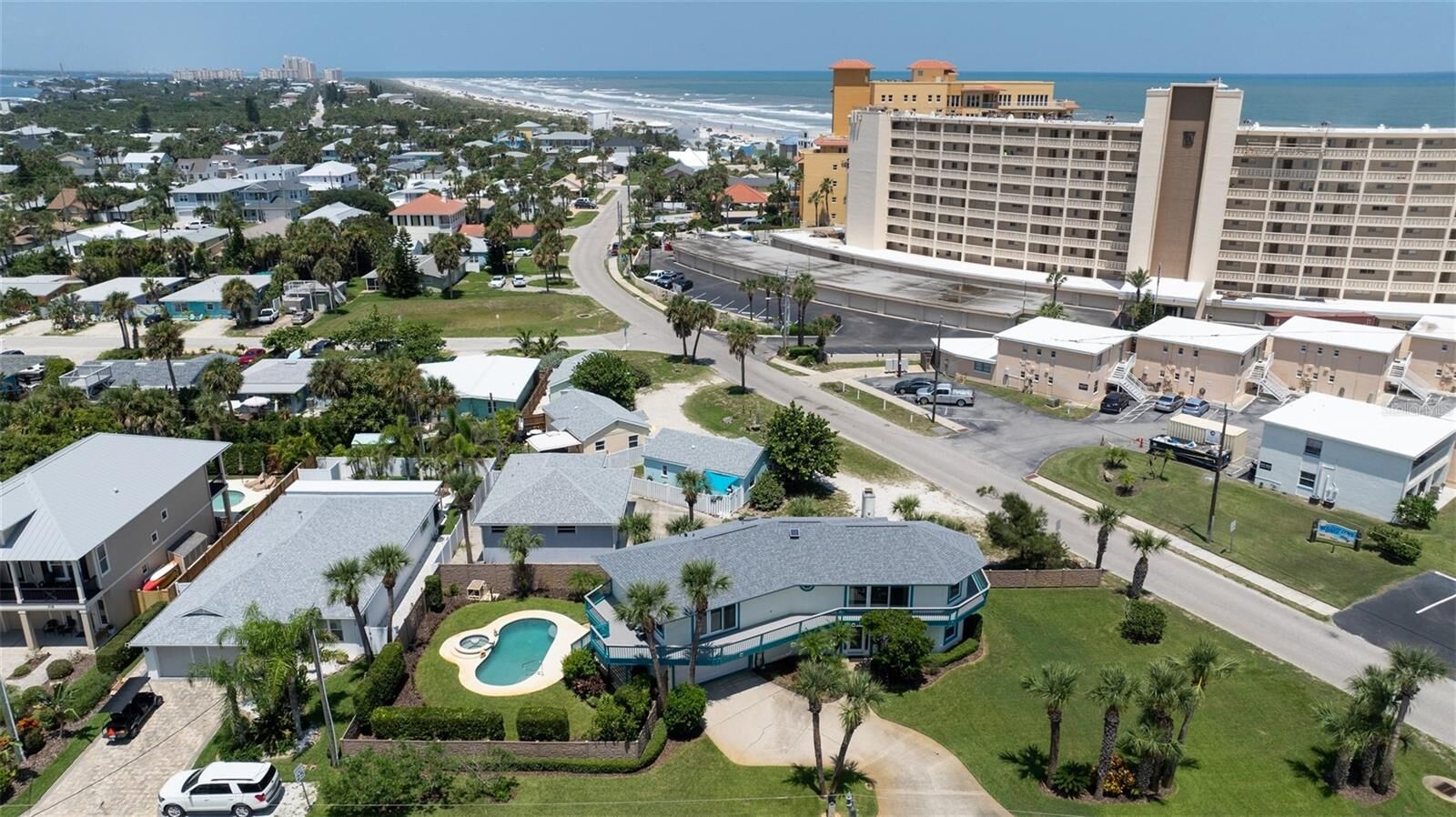 Property Photo: 320 Due East Street FL 32169