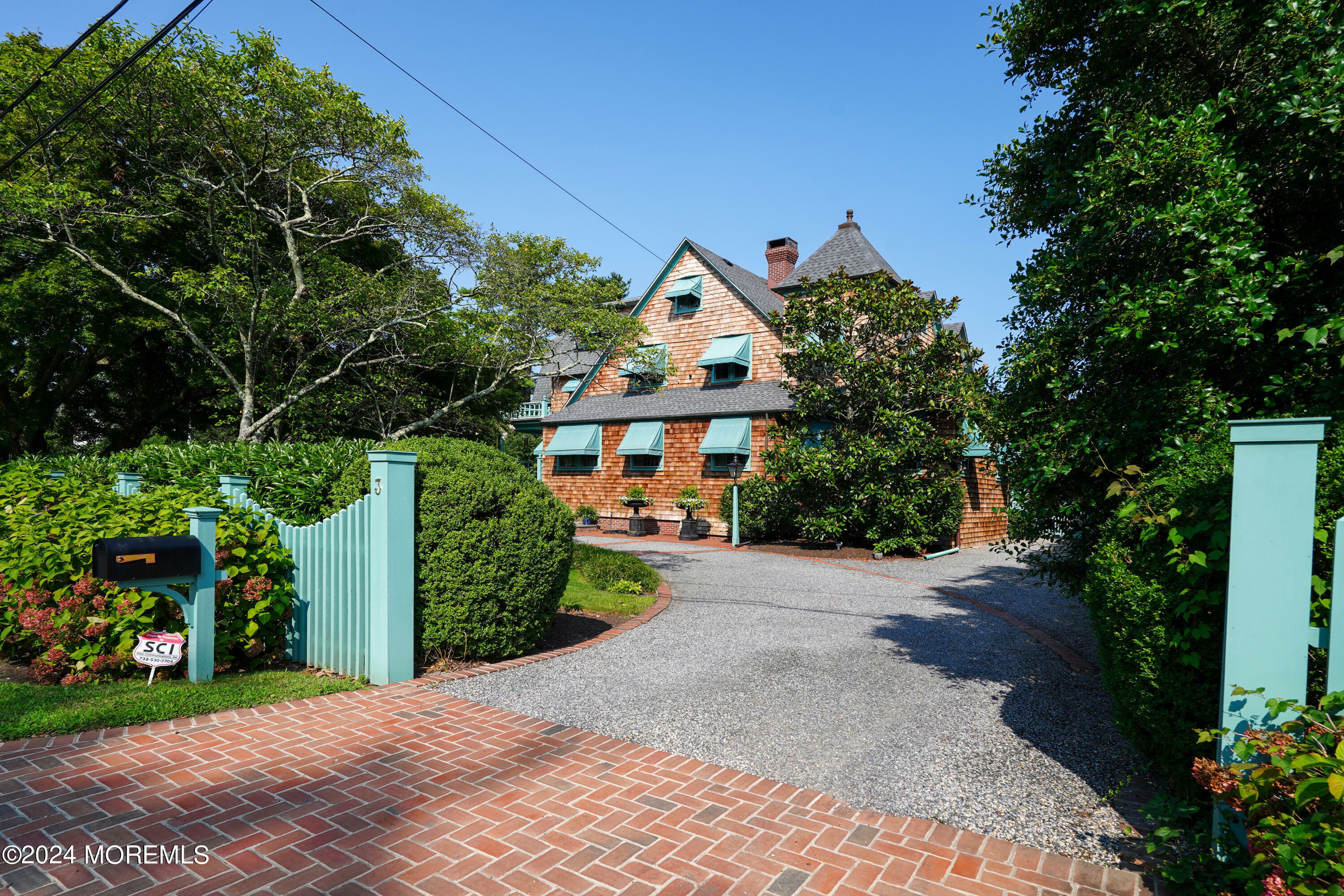 Property Photo:  3 Tennis Court Lane  NJ 07760 