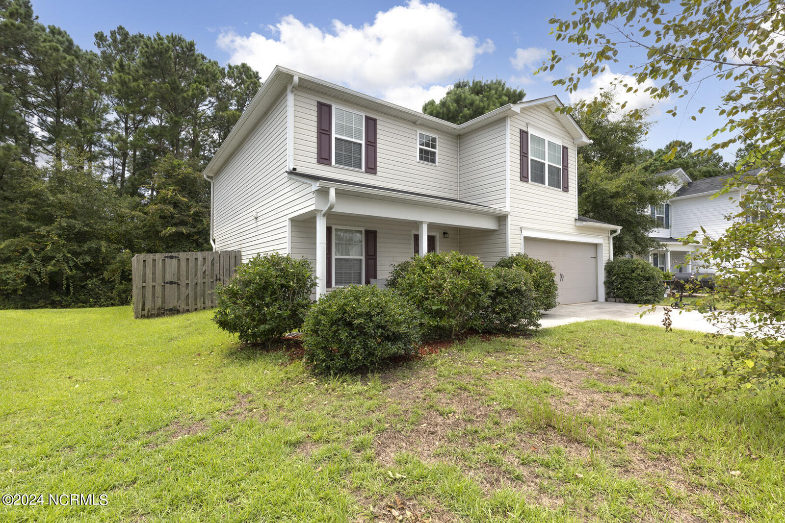 Property Photo: 207 Chalet Road NC 28445