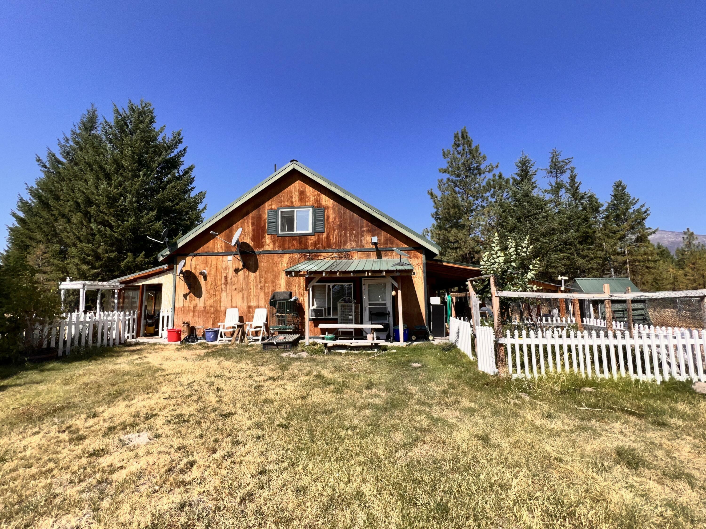 Property Photo:  74 Fs 3230 Rd  WA 98859 