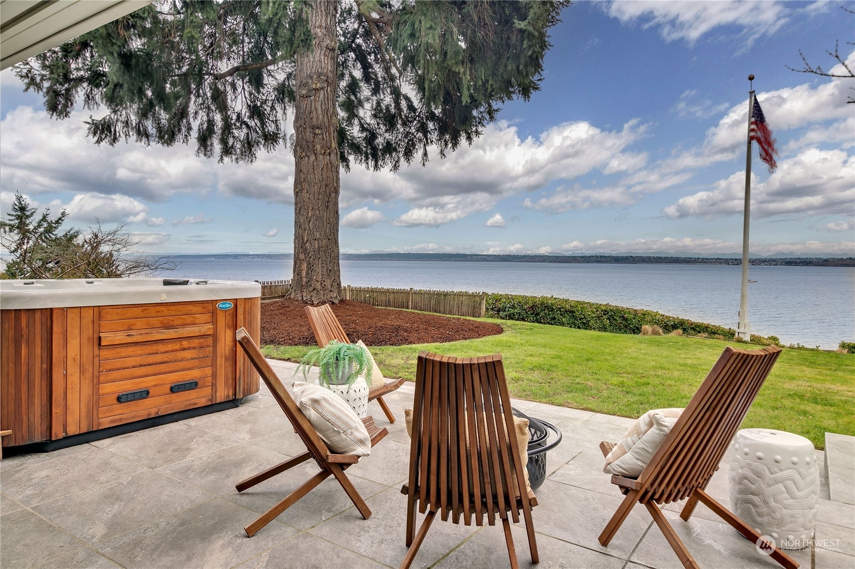 11676 Sunrise Drive NE  Bainbridge Island WA 98110 photo