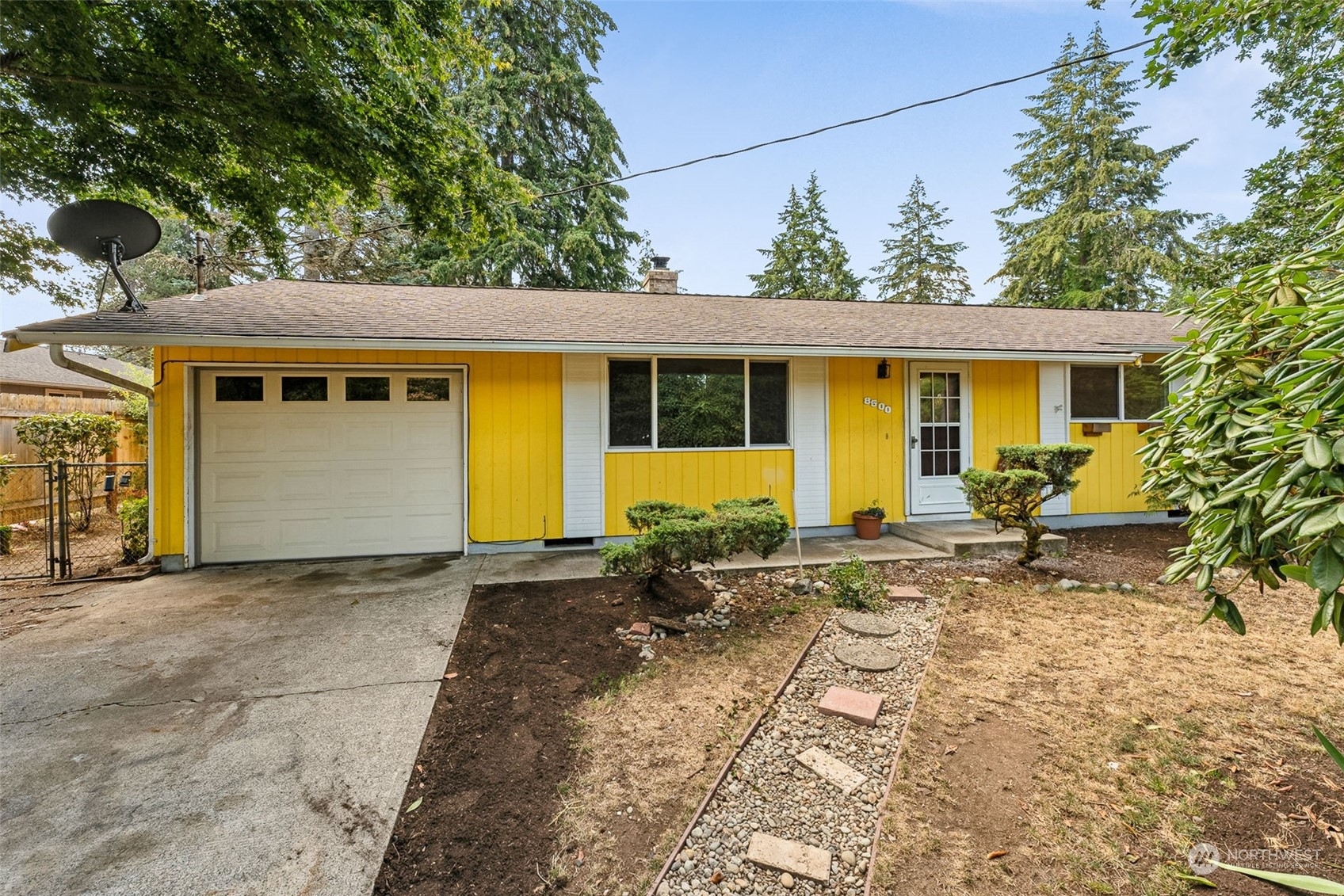 Property Photo:  8500 Forest Avenue SW  WA 98498 