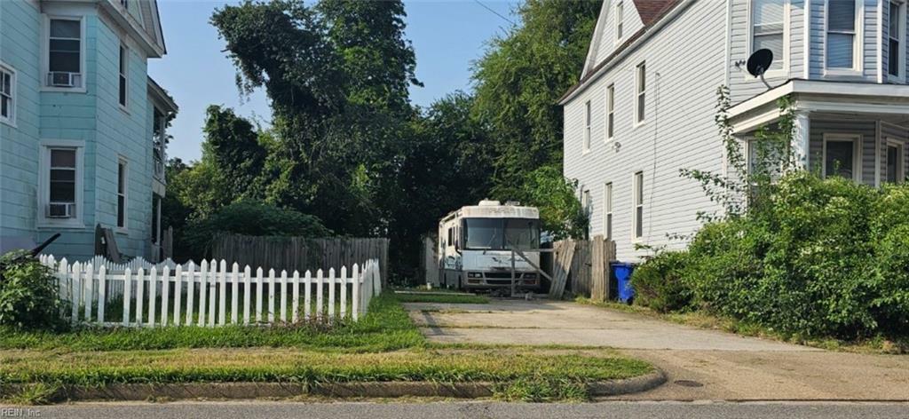 Property Photo:  231 W 27th Street  VA 23517 