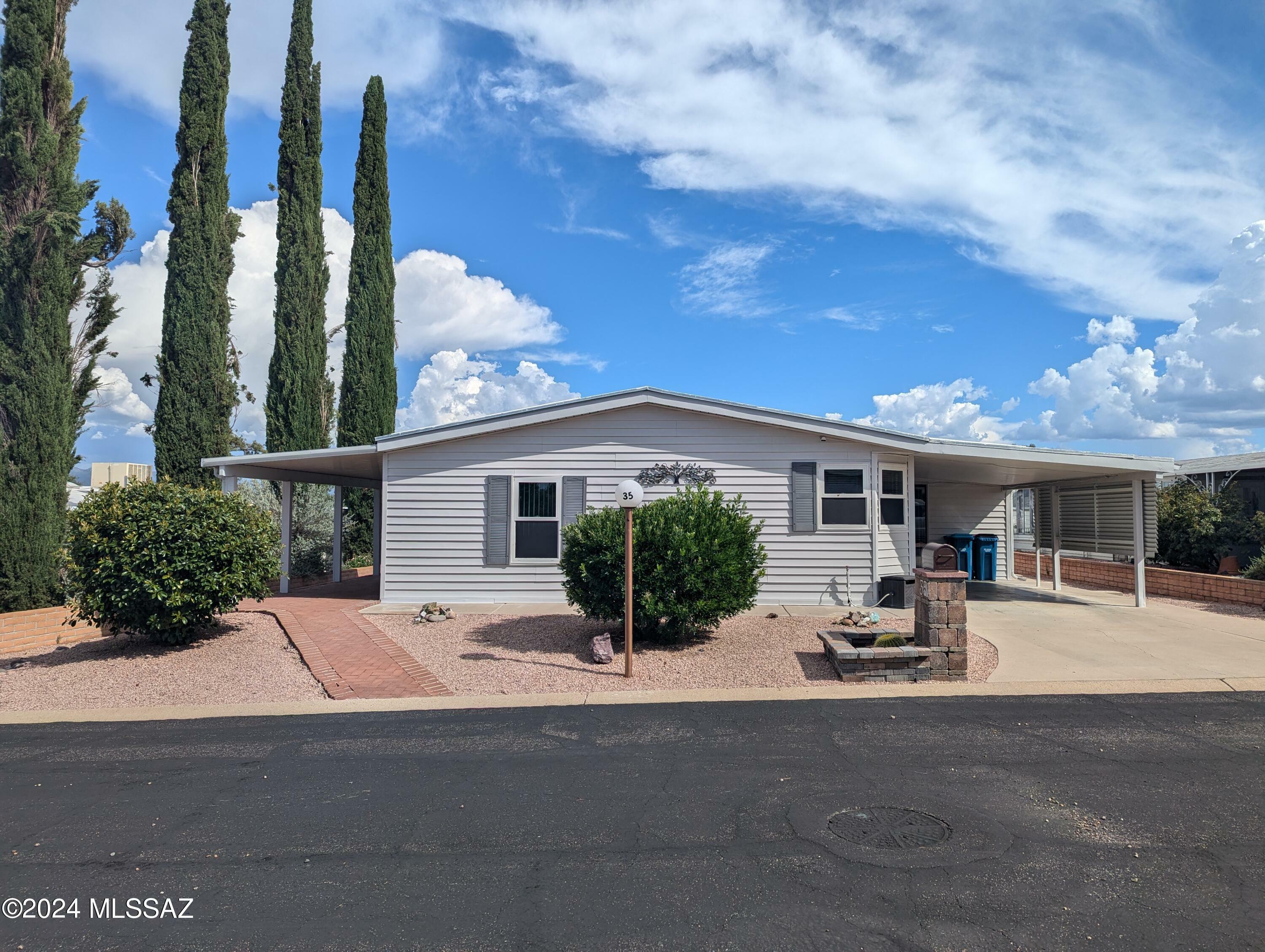 Property Photo:  35 W Pinon Drive  AZ 85614 