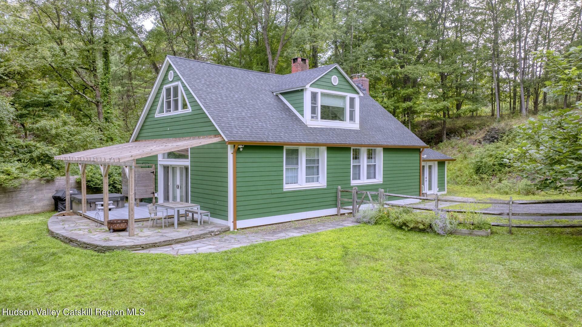 Property Photo:  2571 Route 212  NY 12498 