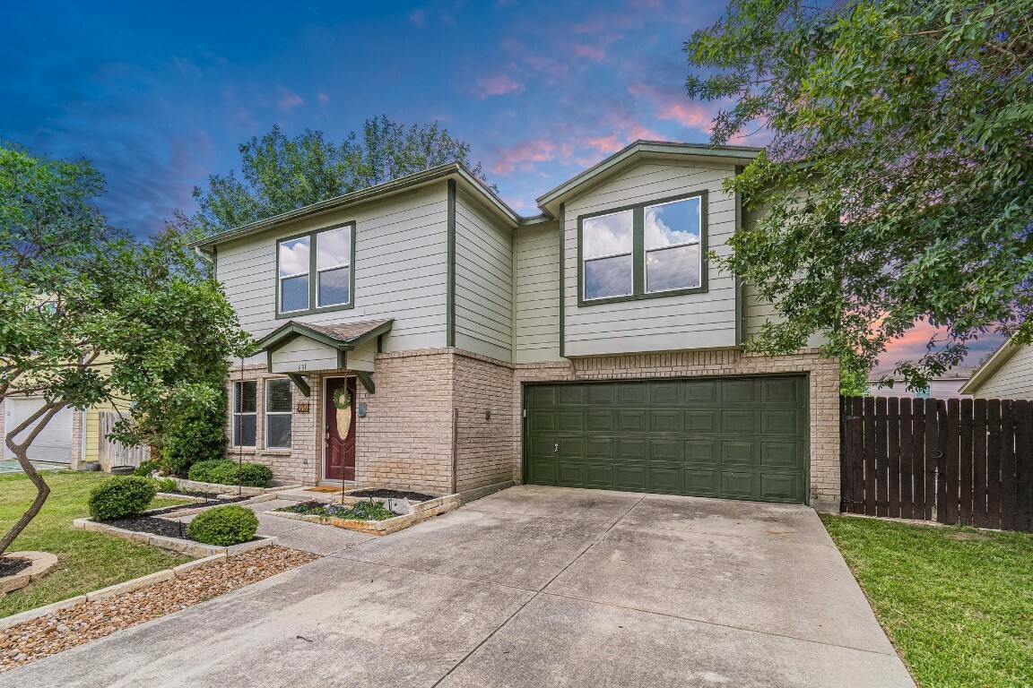 Property Photo:  631 NW Crossing Drive  TX 78130 