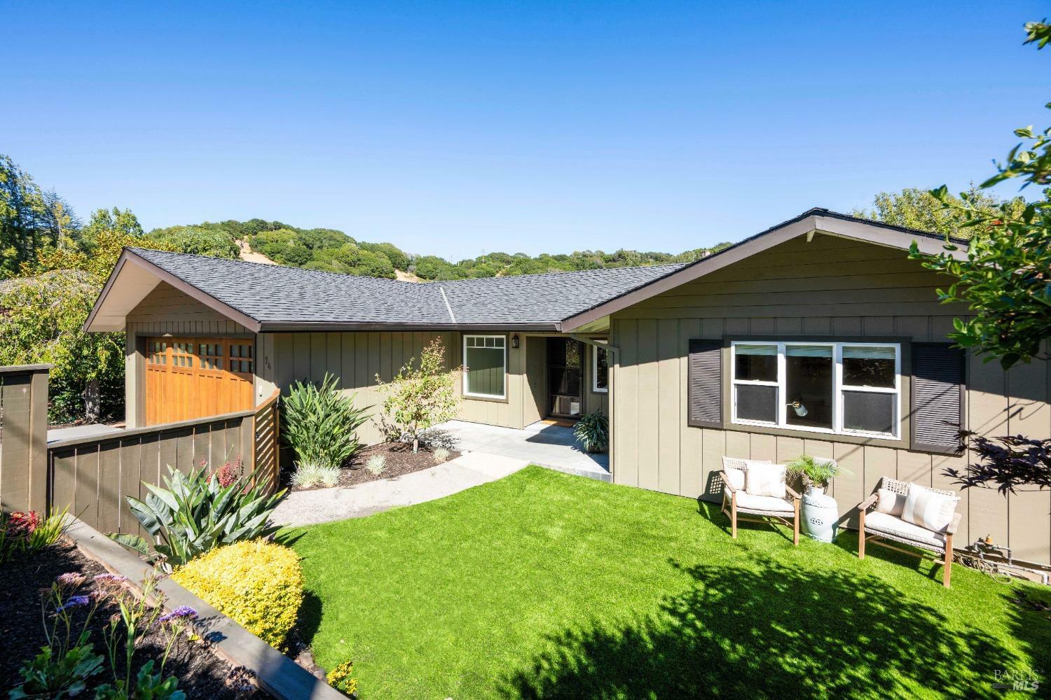 Property Photo:  24 Midhill Drive  CA 94941 