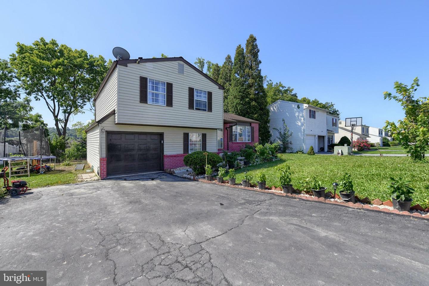 Property Photo:  5161 Erie Road  PA 17111 