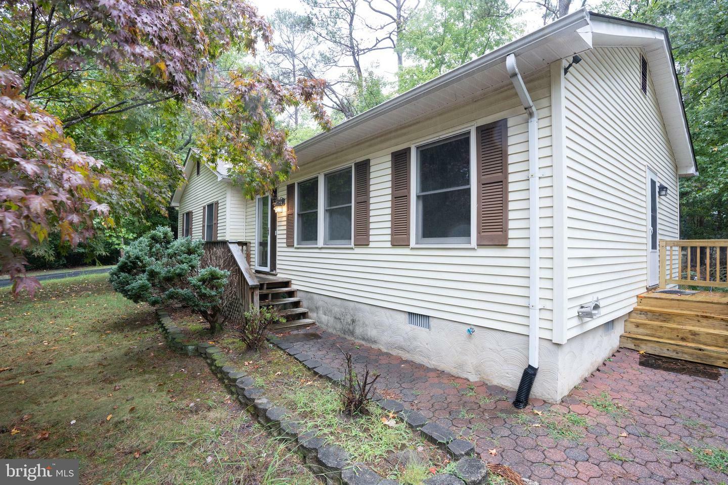 Property Photo: 1086 San Angelo Drive MD 20657