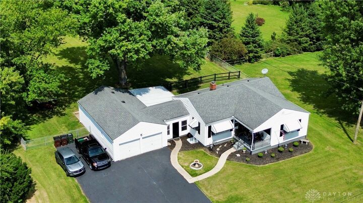 2141 E Stroop Road  Dayton OH 45429 photo