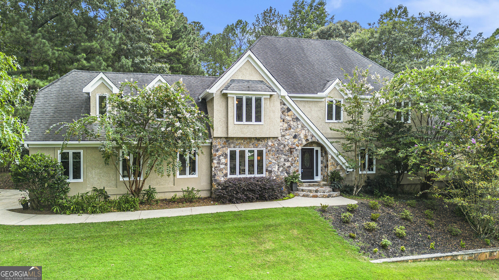 Property Photo:  324 Chimney Sweep Circle  GA 30269 