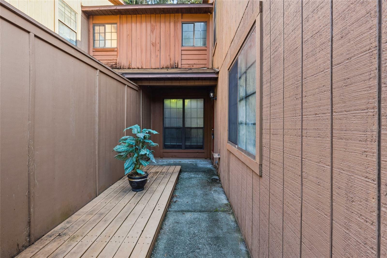 Property Photo: 5730 SW 8th Place FL 32607
