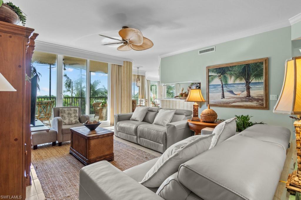 Property Photo:  1060 Borghese Ln 205  FL 34114 