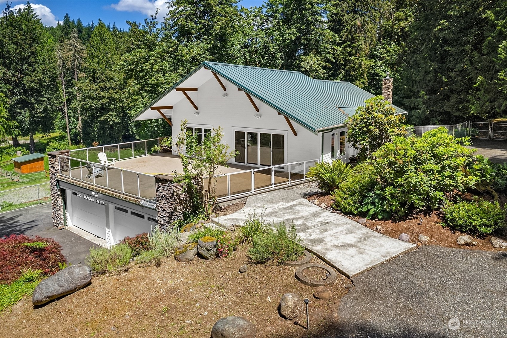 Property Photo:  1722  264th Avenue NE  WA 98053 