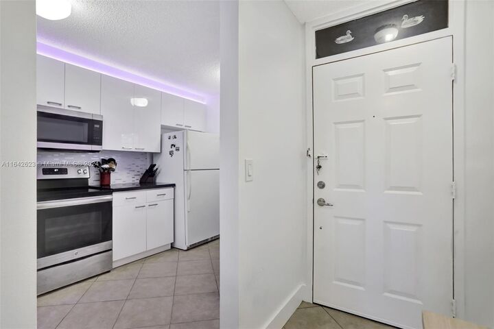 Property Photo: 6219 Coral Lake Dr 207 FL 33063