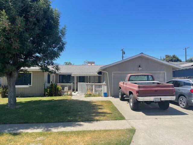 2056 Neill Way  Hanford CA 93230 photo