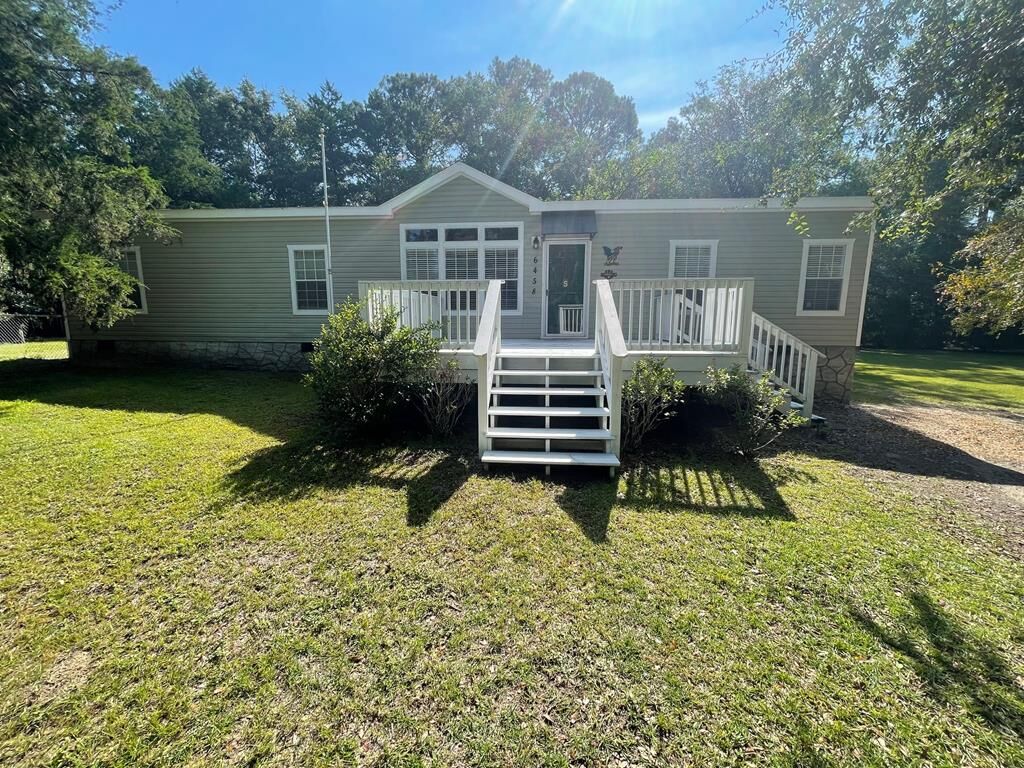 Property Photo: 6458 Cowart Circle GA 31632