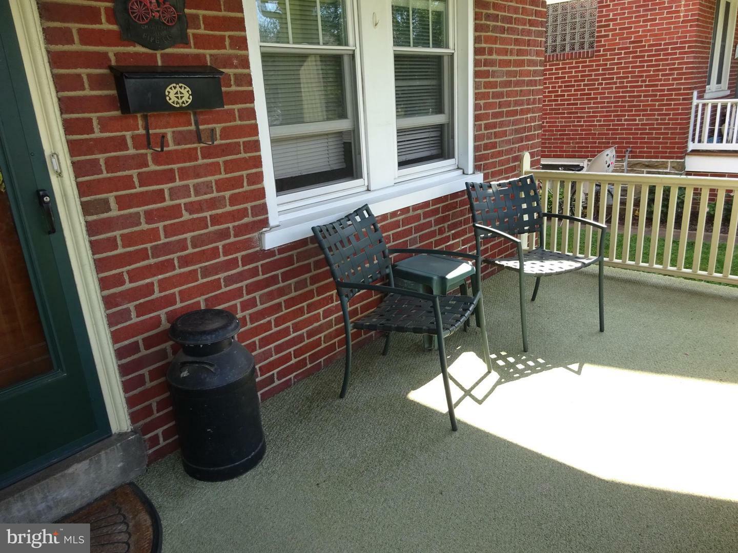 Property Photo:  433 Perkiomen Avenue  PA 19446 