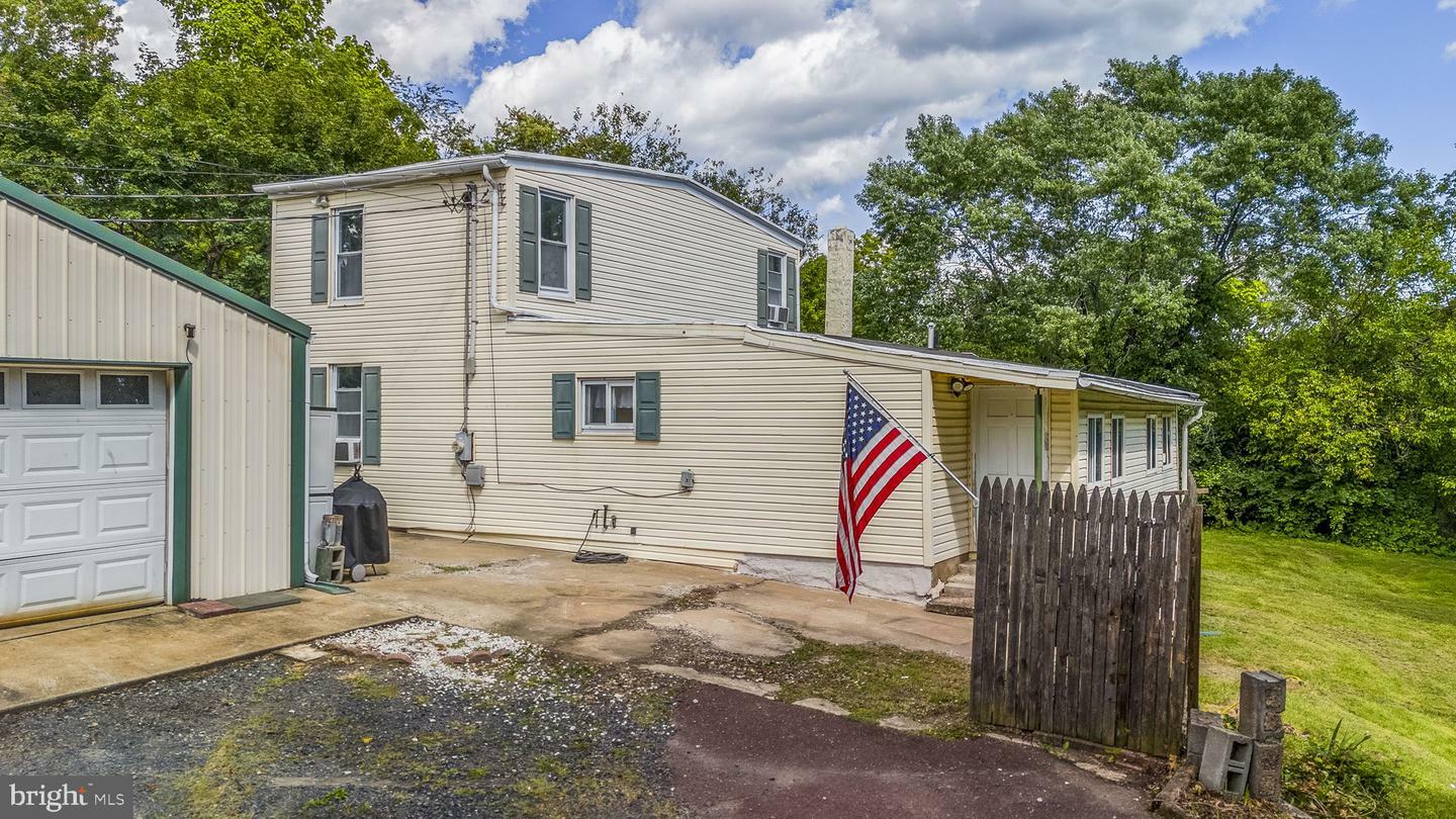 Property Photo: 720 Jefferson Avenue PA 19464