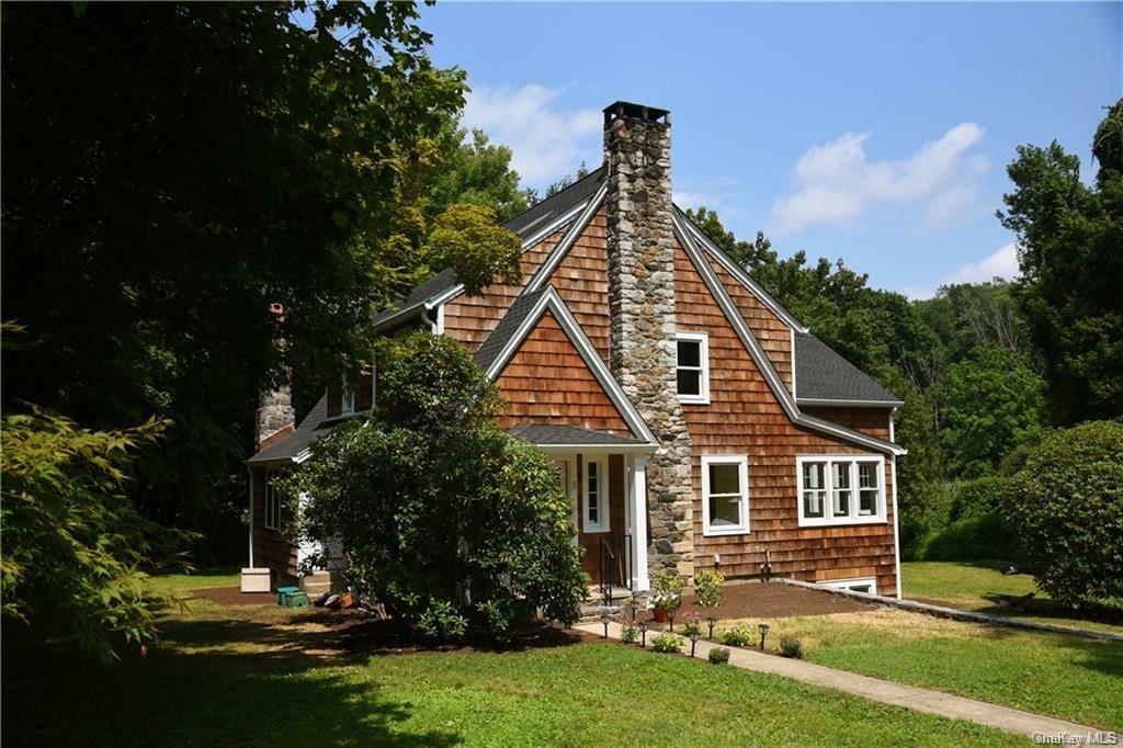 Property Photo:  5 Brevoort Road  NY 10514 