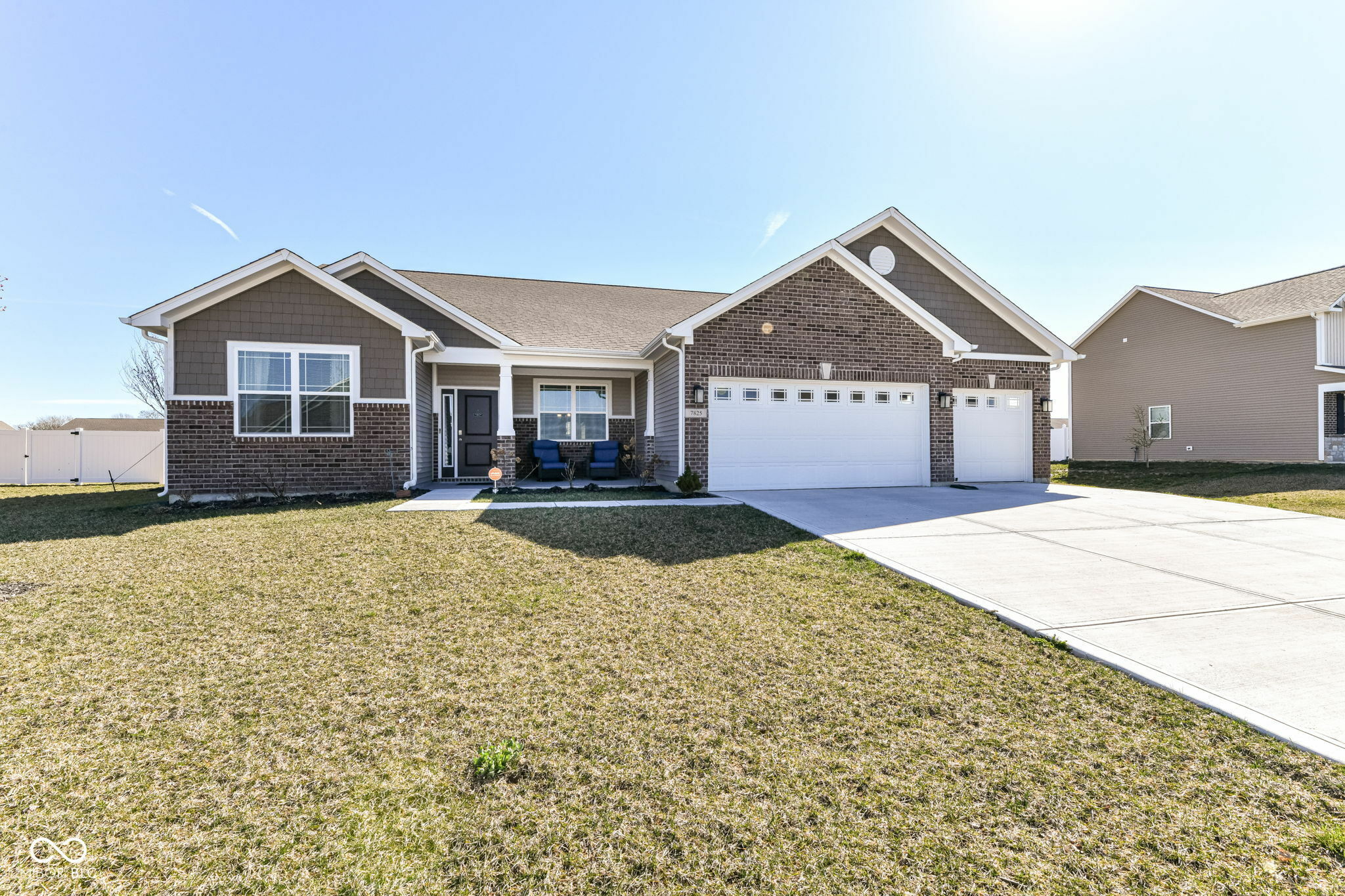 Property Photo:  7825 Rolling Green Drive  IN 46168 