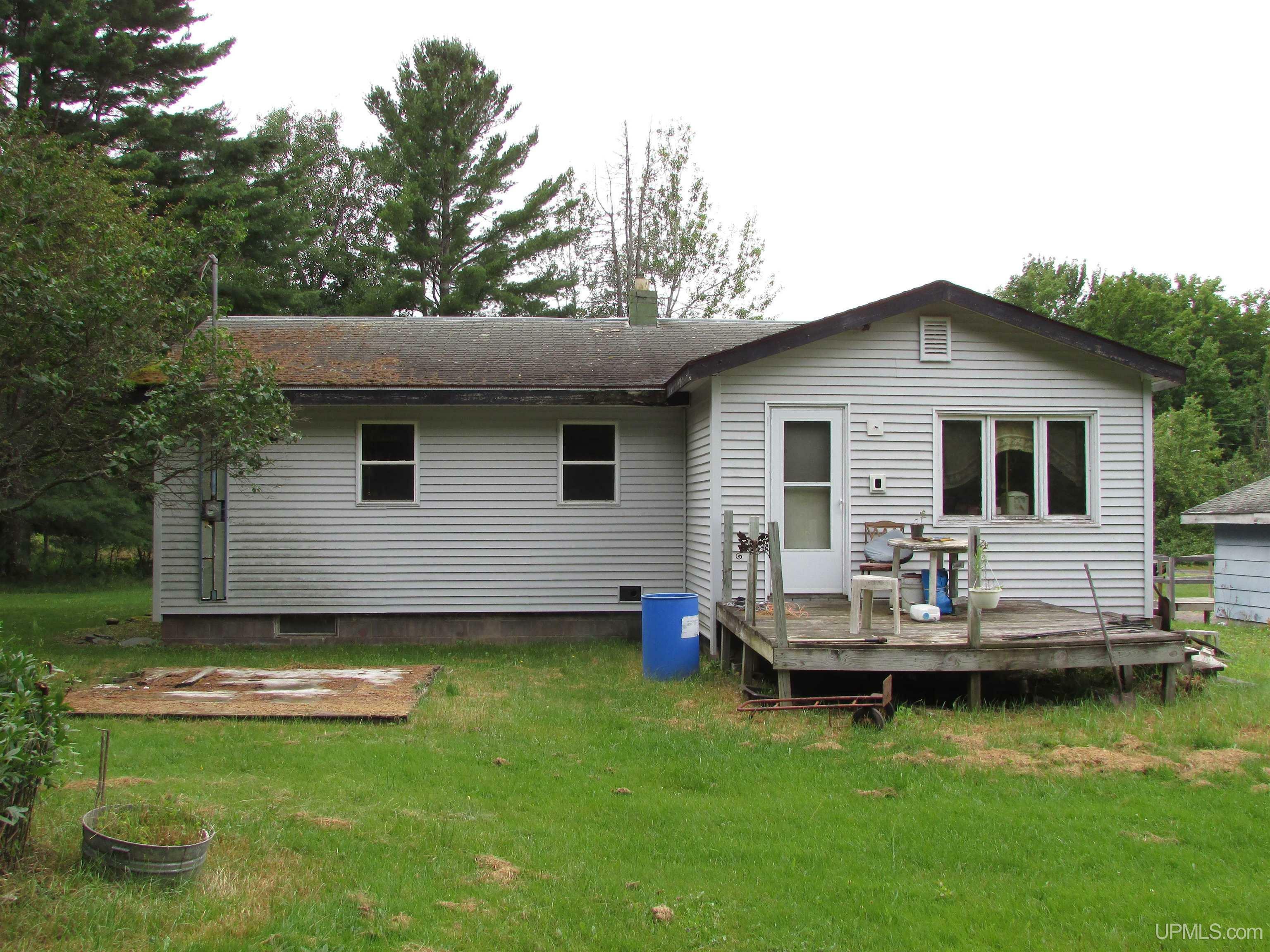 Property Photo:  15283 Whirl-I-Gig Road  MI 49946 