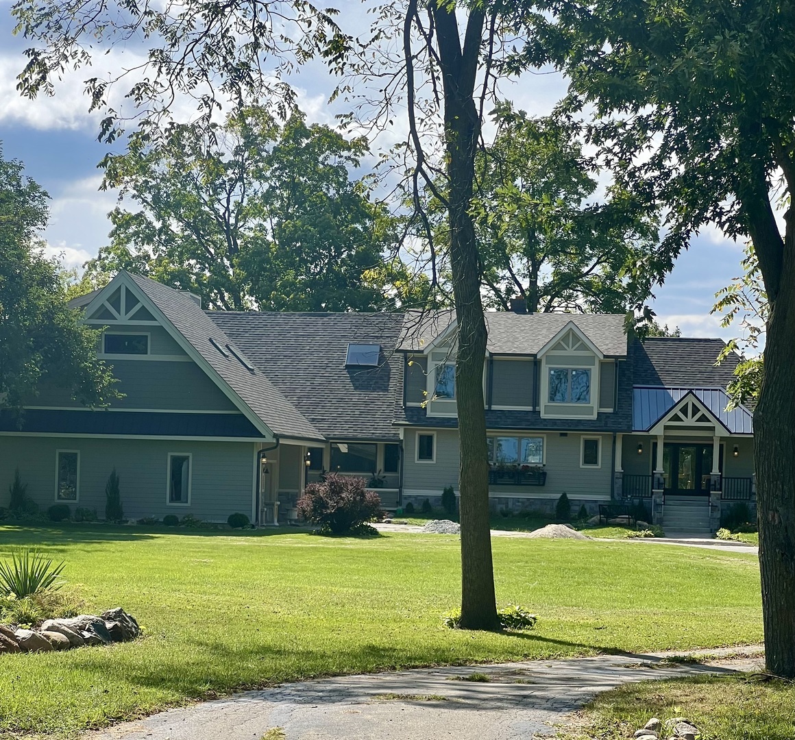 Property Photo:  6517 Saddle Ridge Court  IL 60047 